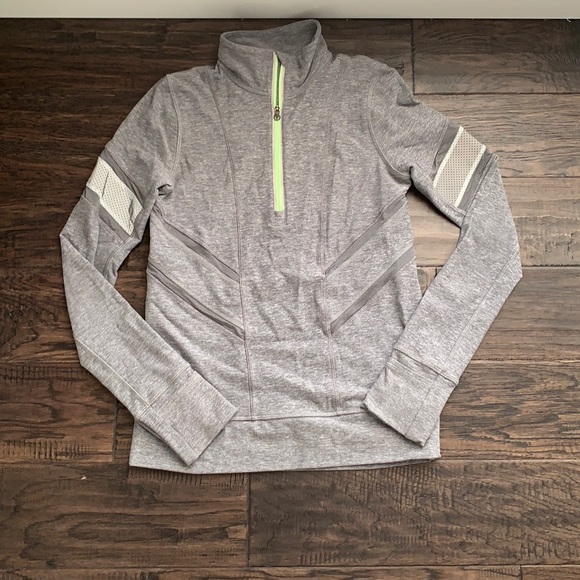 Ivivva Athletica pullover grey with green accent - Picture 1 of 6